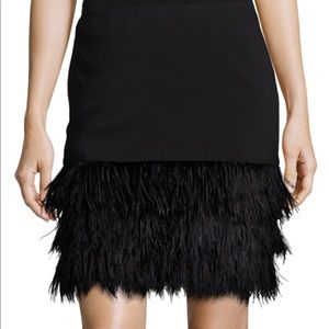 💃🏽Ralph Lauren's Ponte Skirt💃🏽 ostrich feather